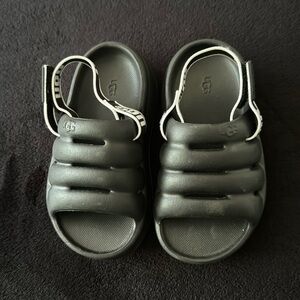Toddler UGG sandals Size 8